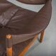 Ensemble de 3 fauteuils lounge danois modernes en chêne et cuir avec repose-pieds, conçus par Kristian Vedel pour Søren Wiladsen, années 1960.