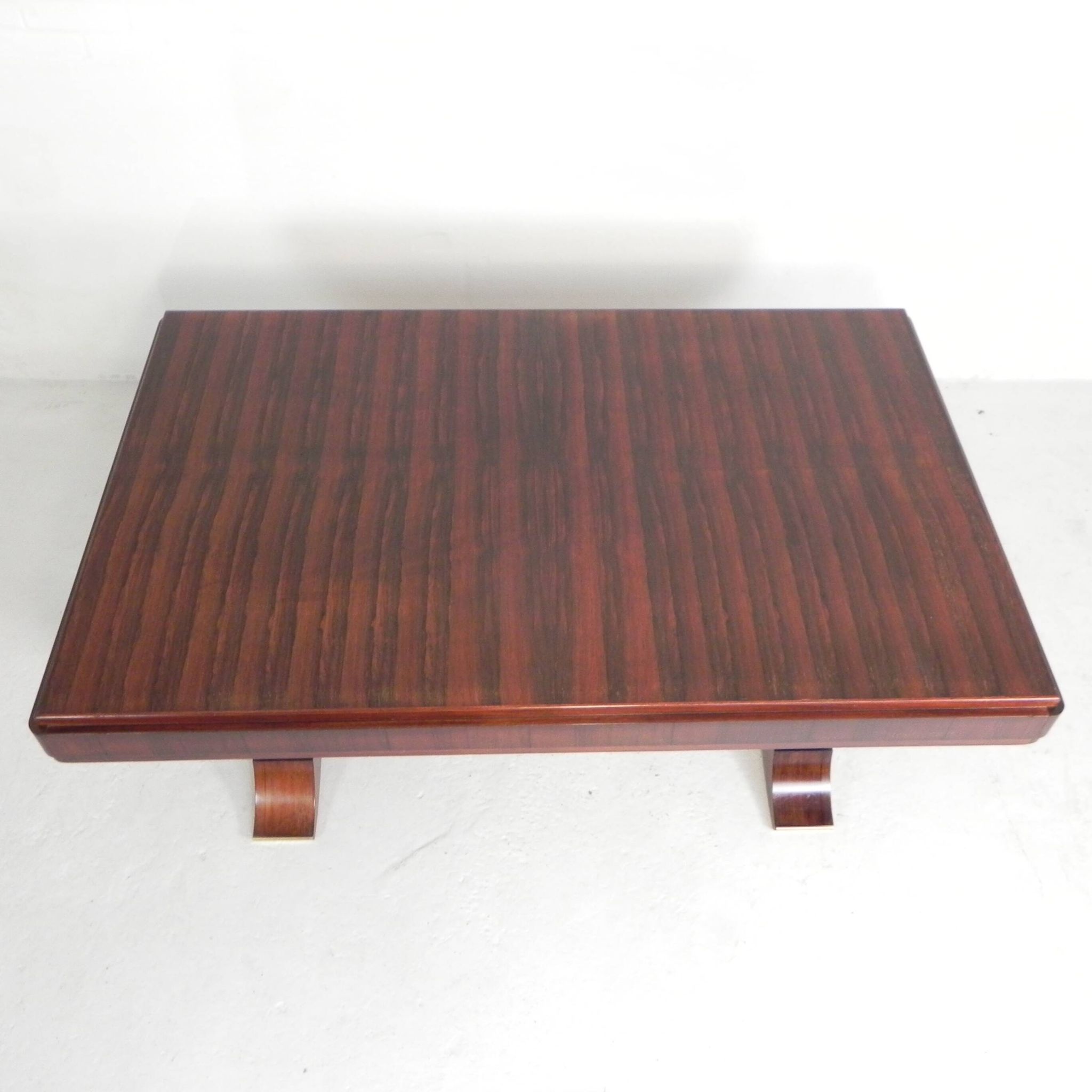 Art Deco dining table, rosewood veneer, extendable up to 248 cm, 1930s.