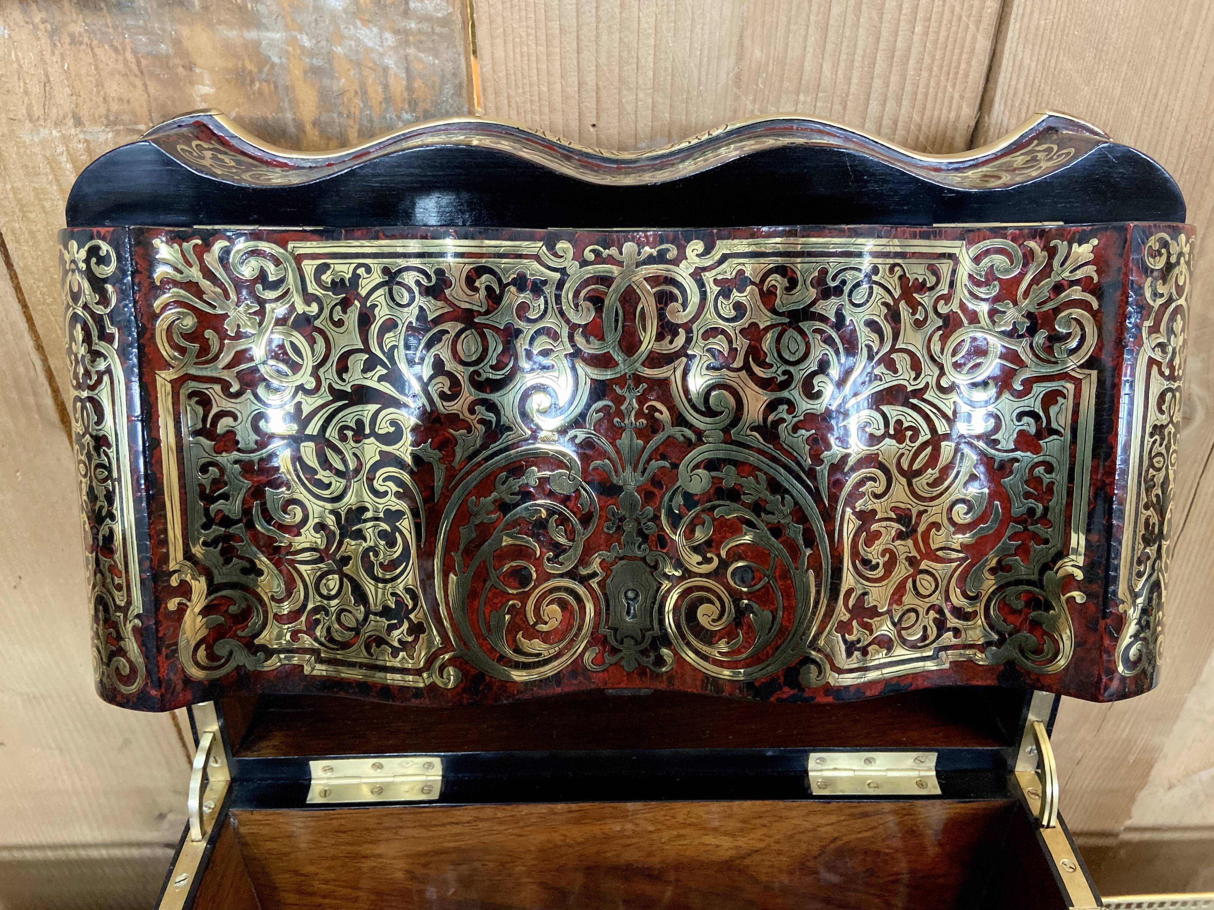 Cave to liqueur Napoleon III era