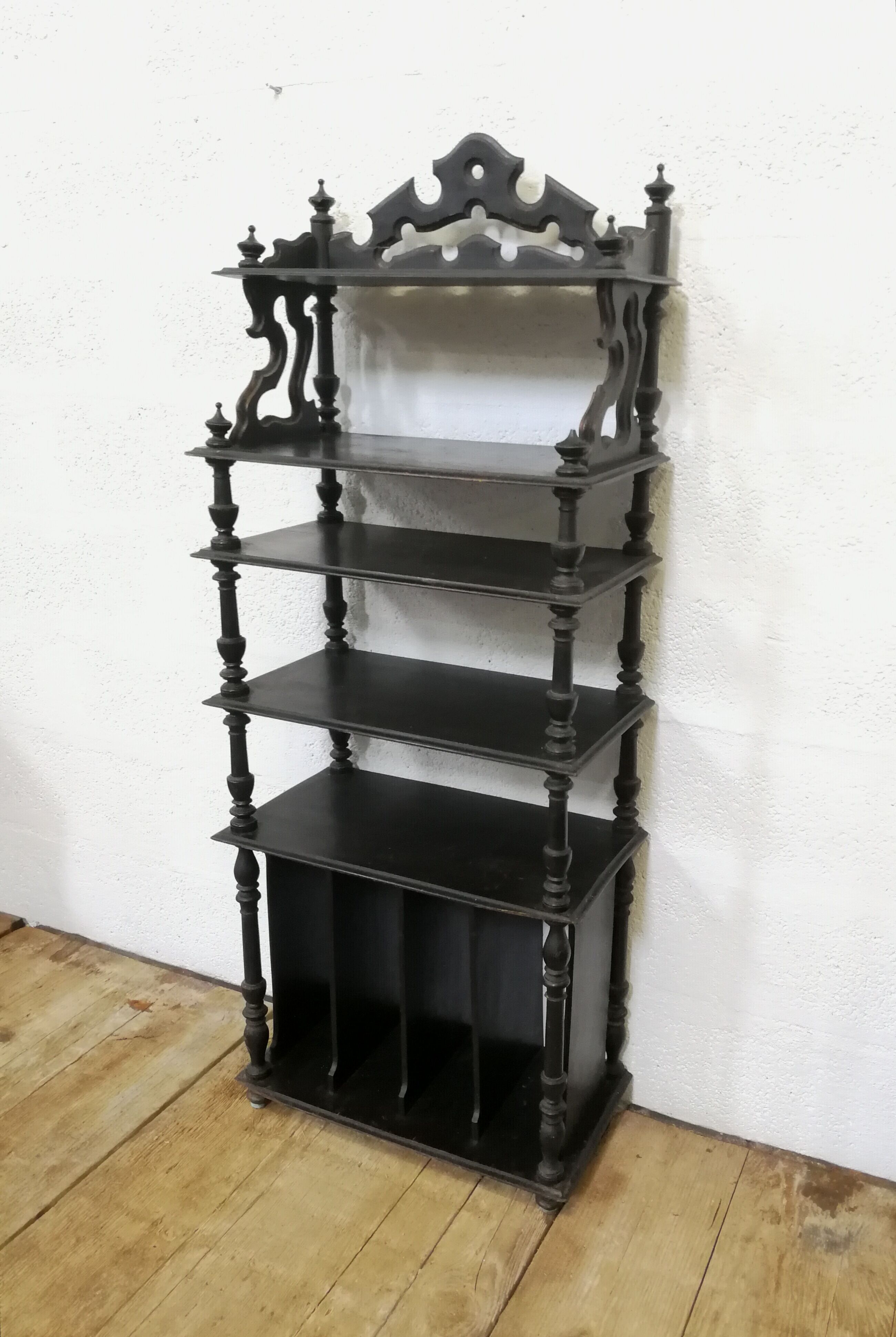 Music shelf Napoleon 3