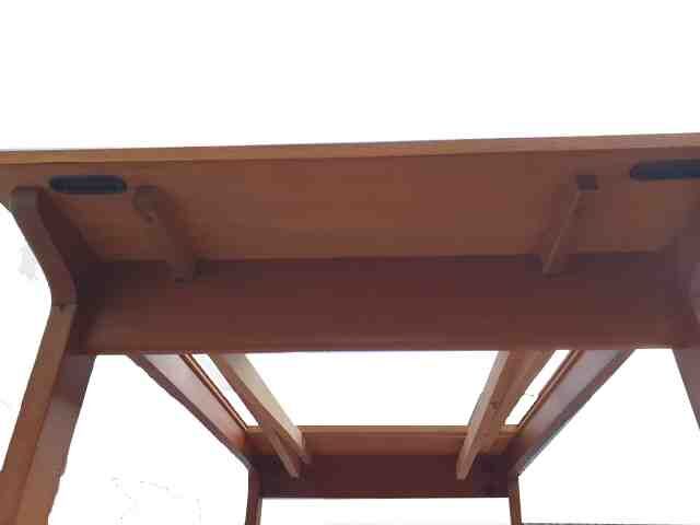 Scandinavian table with lb teak extensions