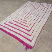 Tapis marocain tissé main artisanale taille 1,4/2,6 m