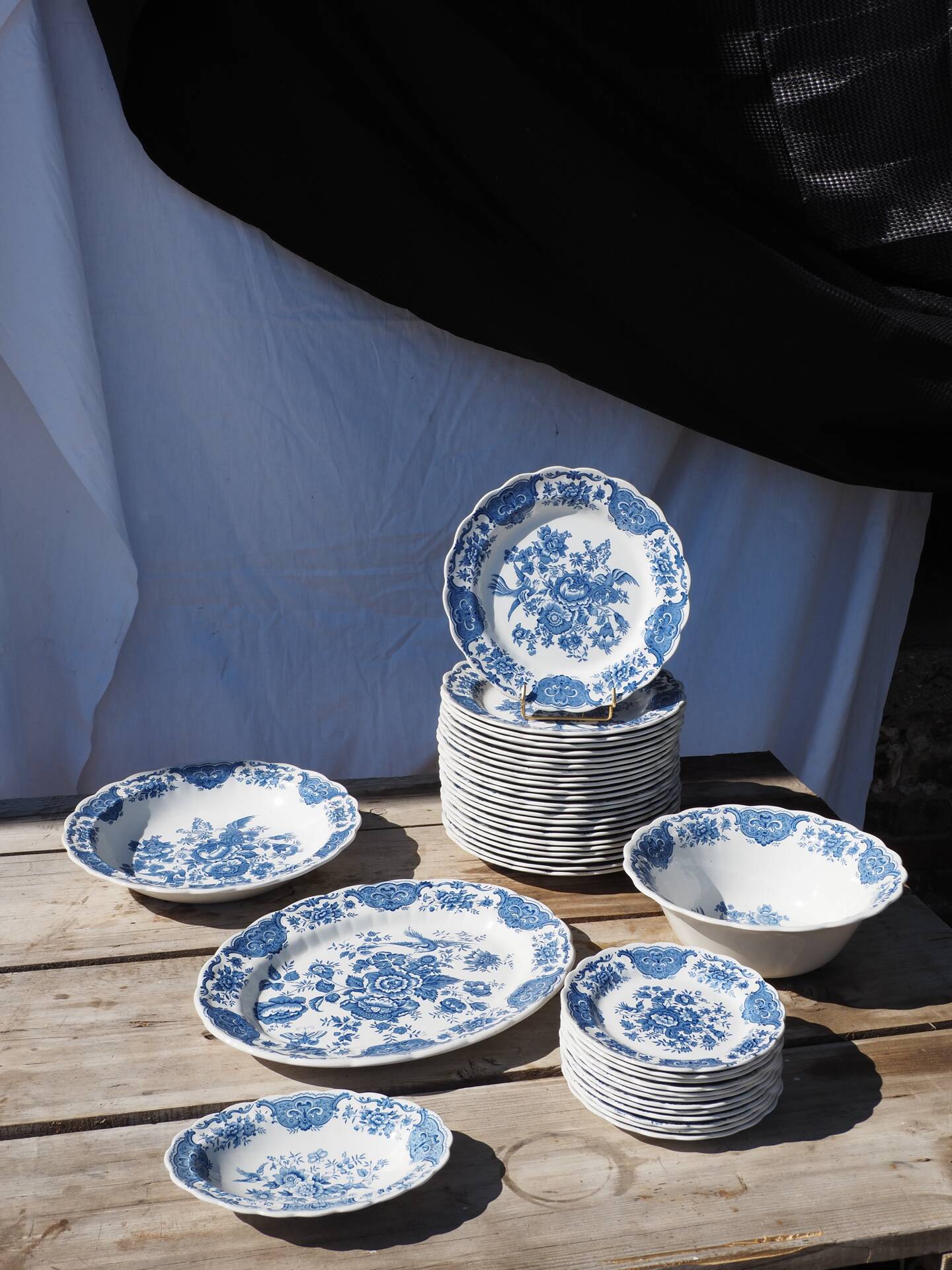 English porcelain service Ridway Staffordshire, 1980s