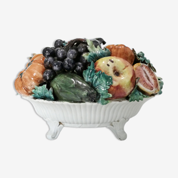 Coupe fruits et légumes en trompe l'oeil en céramique fin 19e