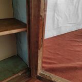 Showcase to pose nineteenth century walnut