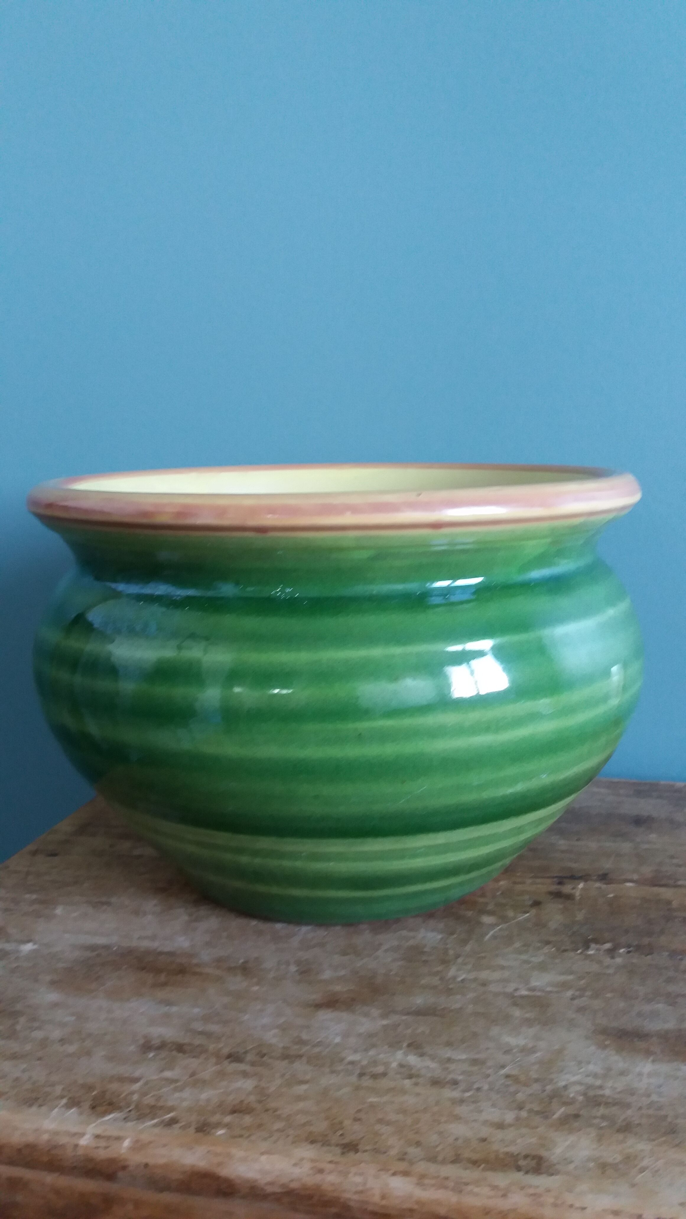 Glazed terracotta flower pot