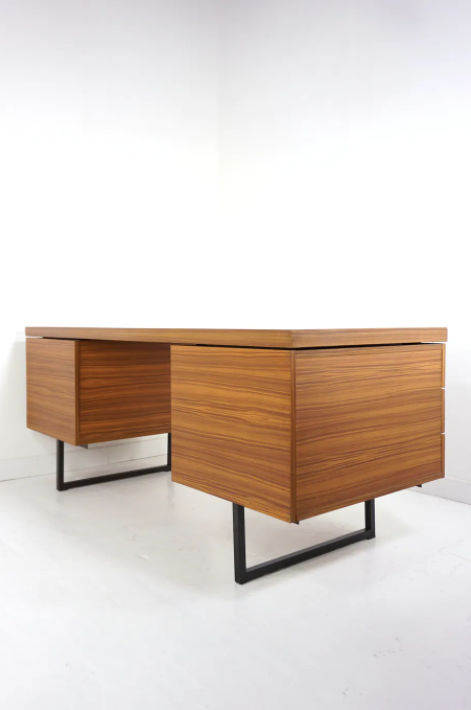Office Pierre Guariche 60s model Minister for Meurop