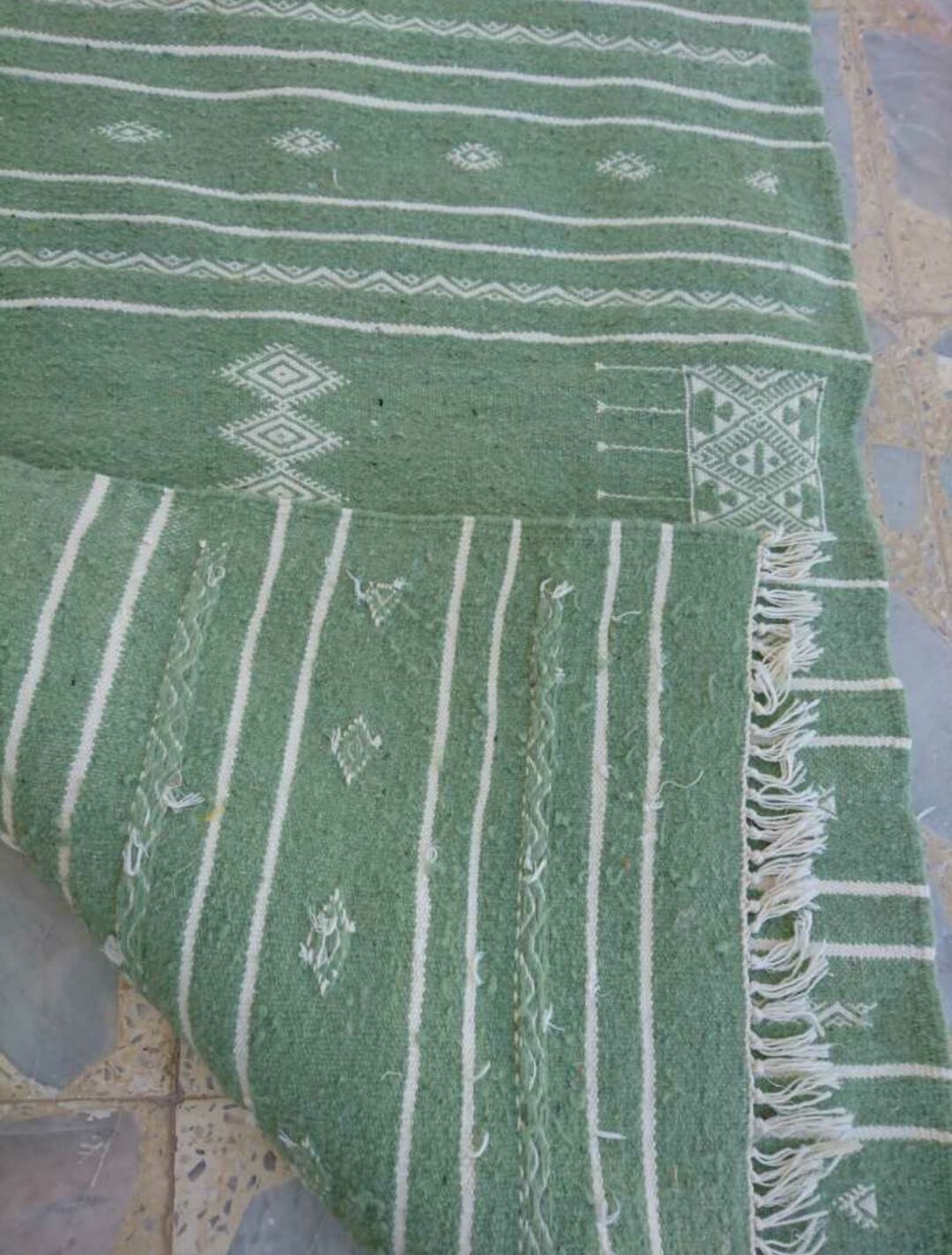 Green Berber Kilim in pure wool 110x63cm