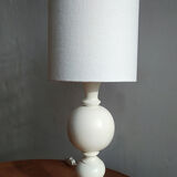 White turned wooden lamp from the 1970s
