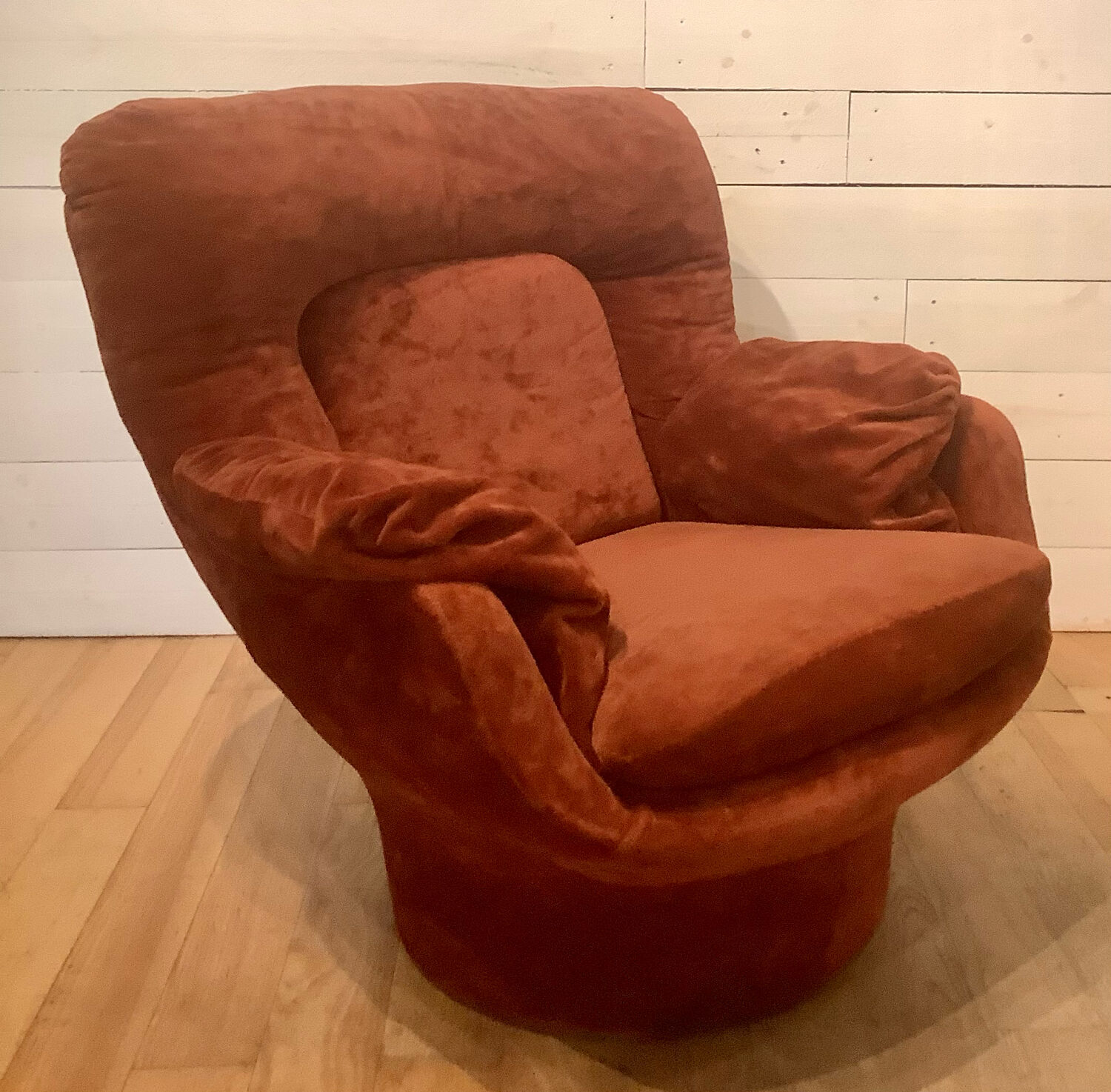 Velvet karate armchair by Michel Cadestin for Airborne