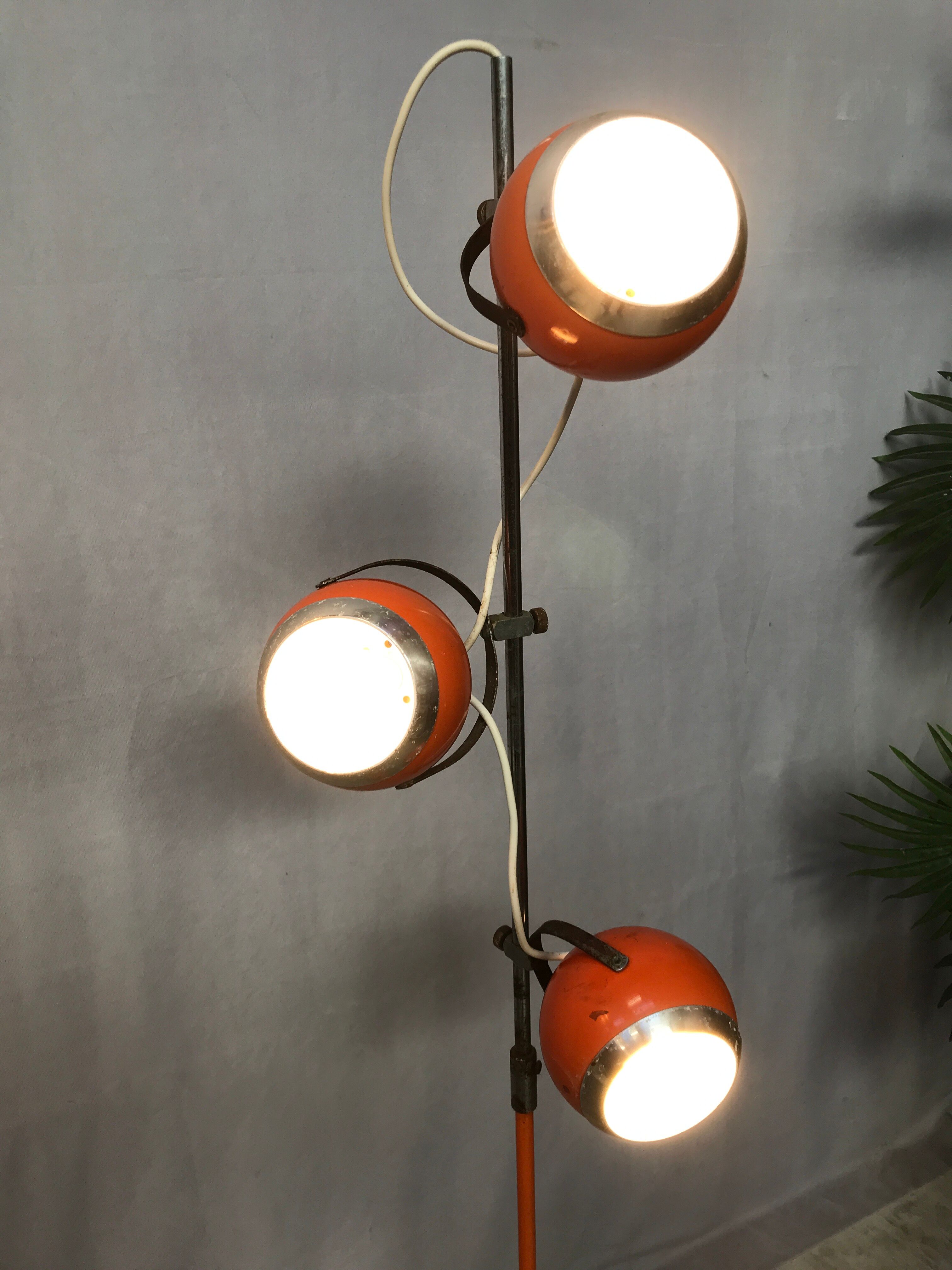 Vintage Eyeball floor lamp