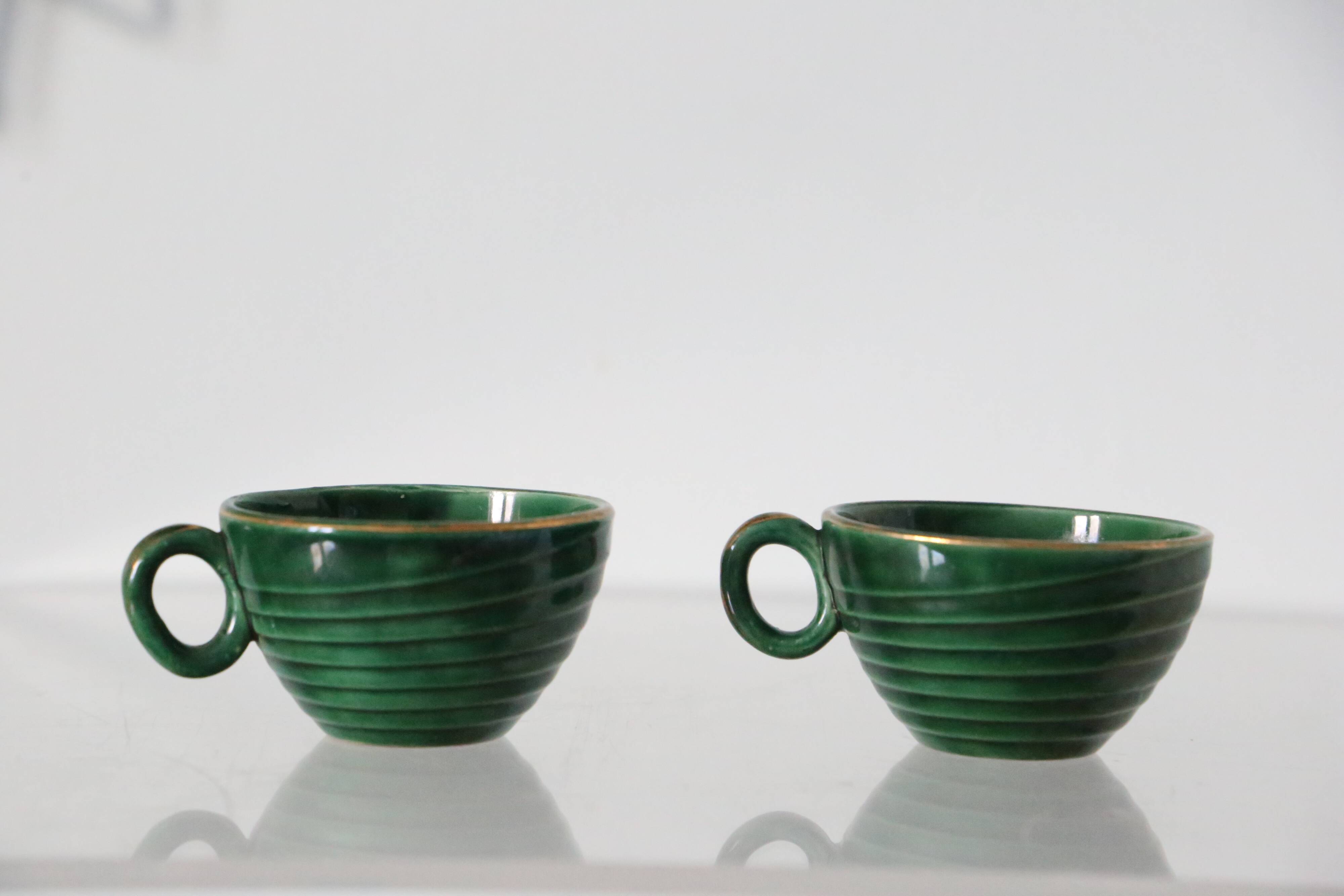 Paire de tasses vertes St Clément vintage