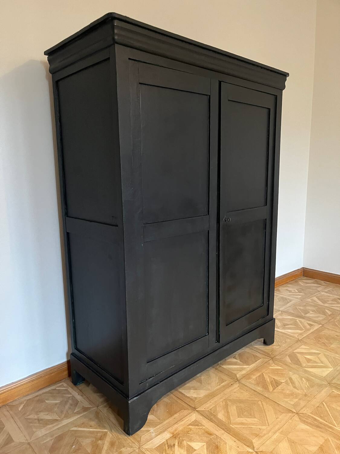 Parisian black velvet wardrobe