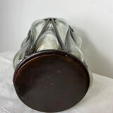 Ancien vase en verre et ferronnerie