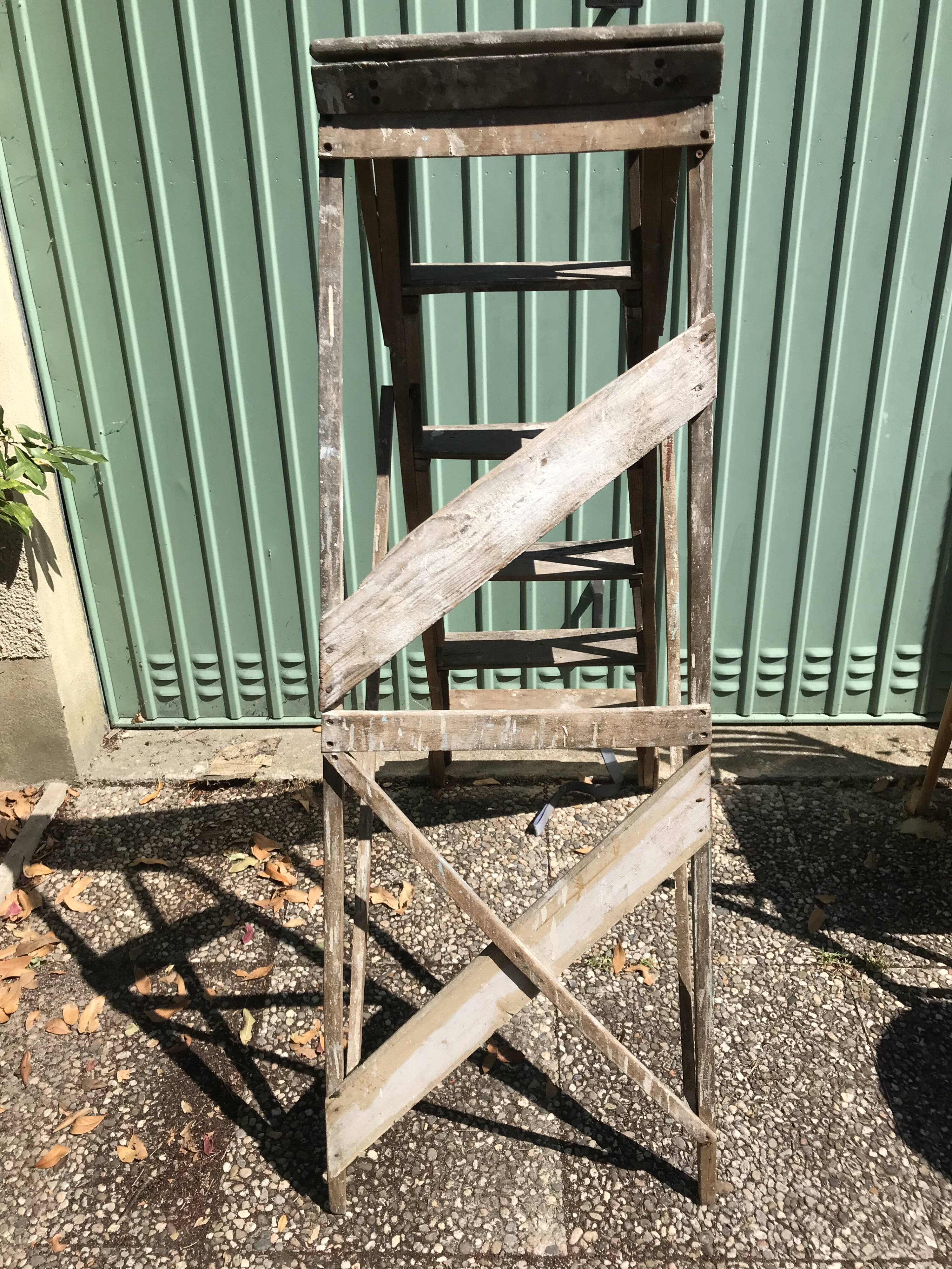 Former painter's stepladder wood 6 marches decoration vintage library