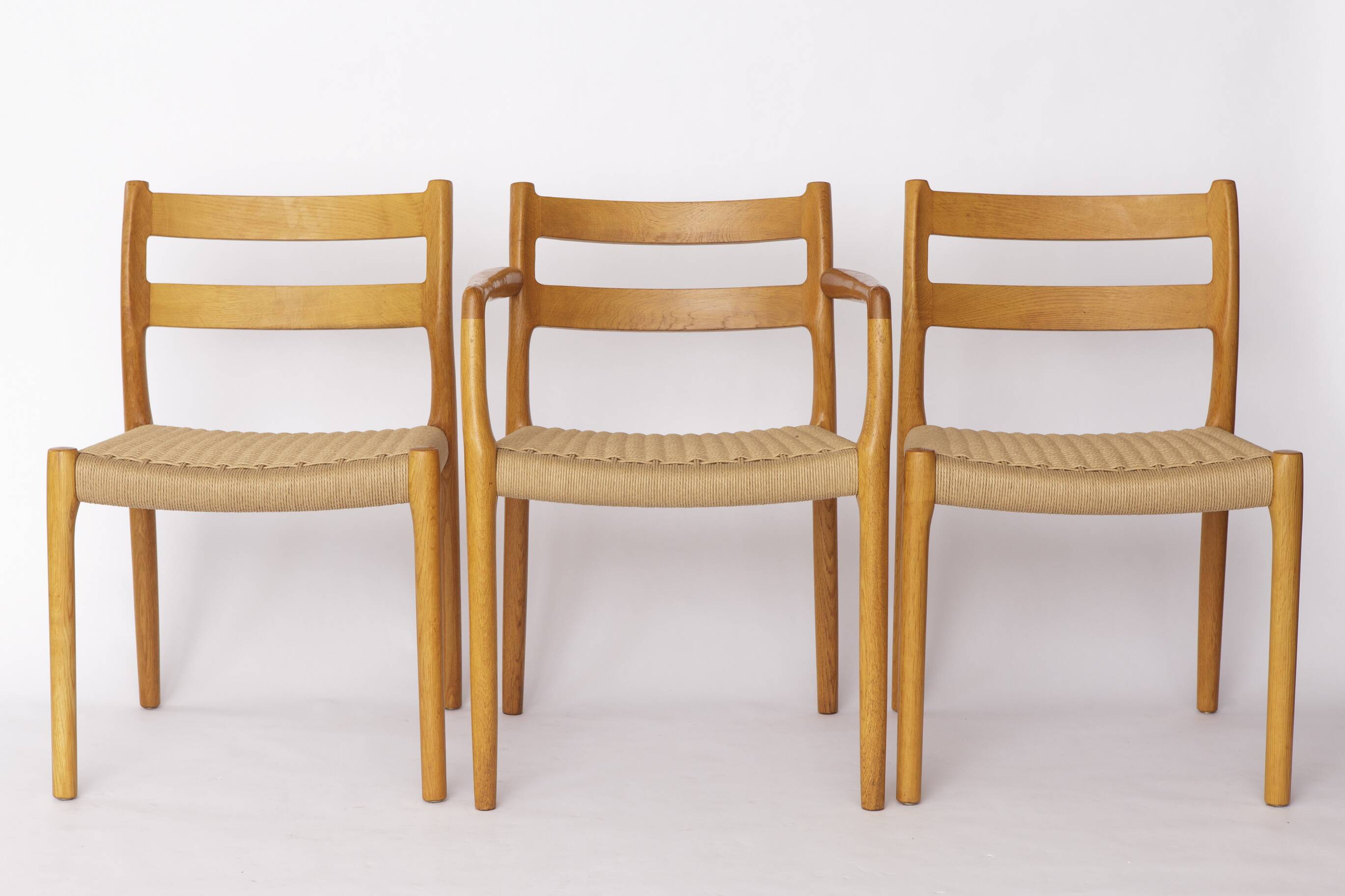 Set of 6 Niels Otto Møller Model 84 Dining Chairs in Oak | Danish Vintage