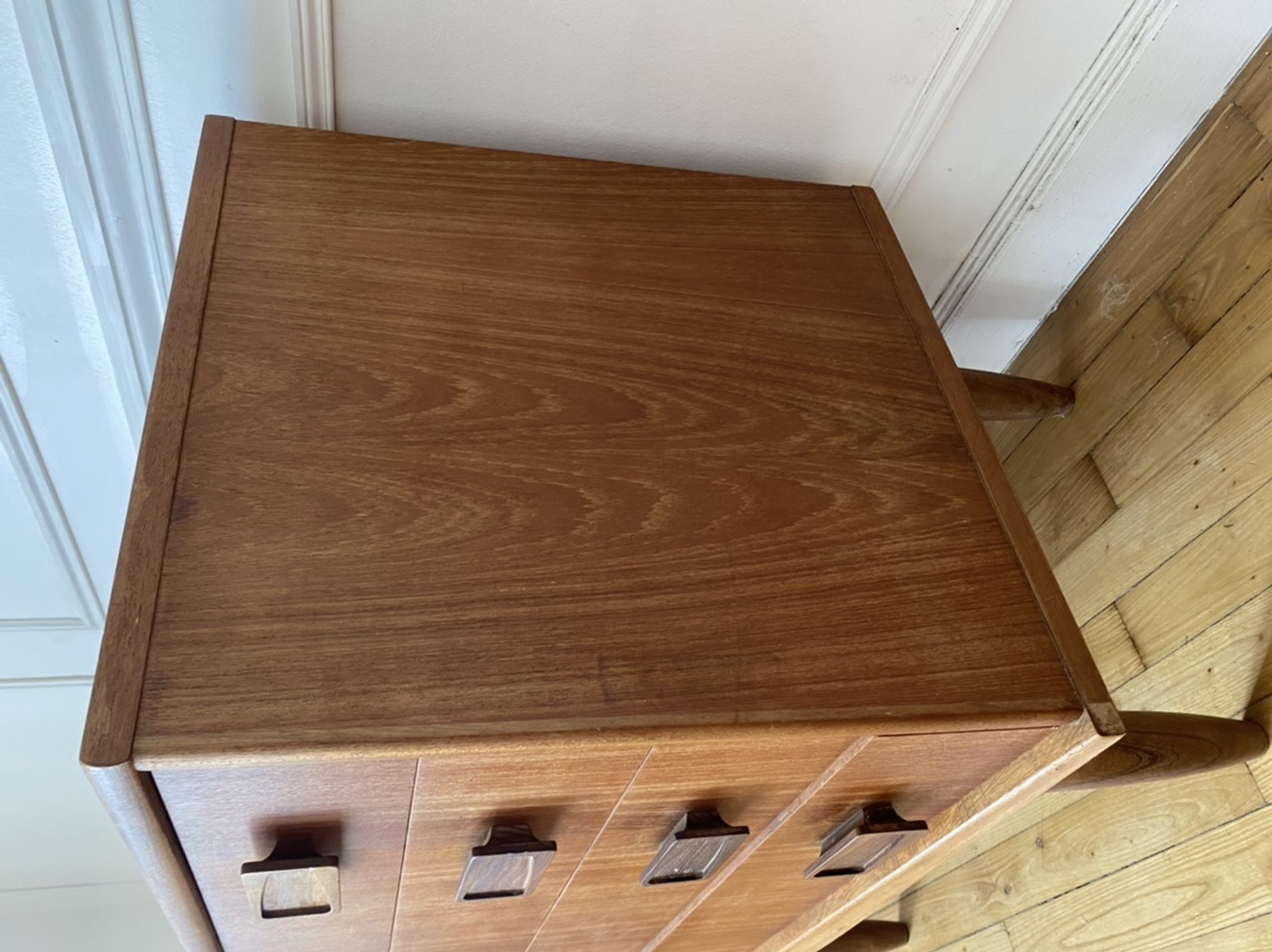 Commode style scandinave en teck vintage