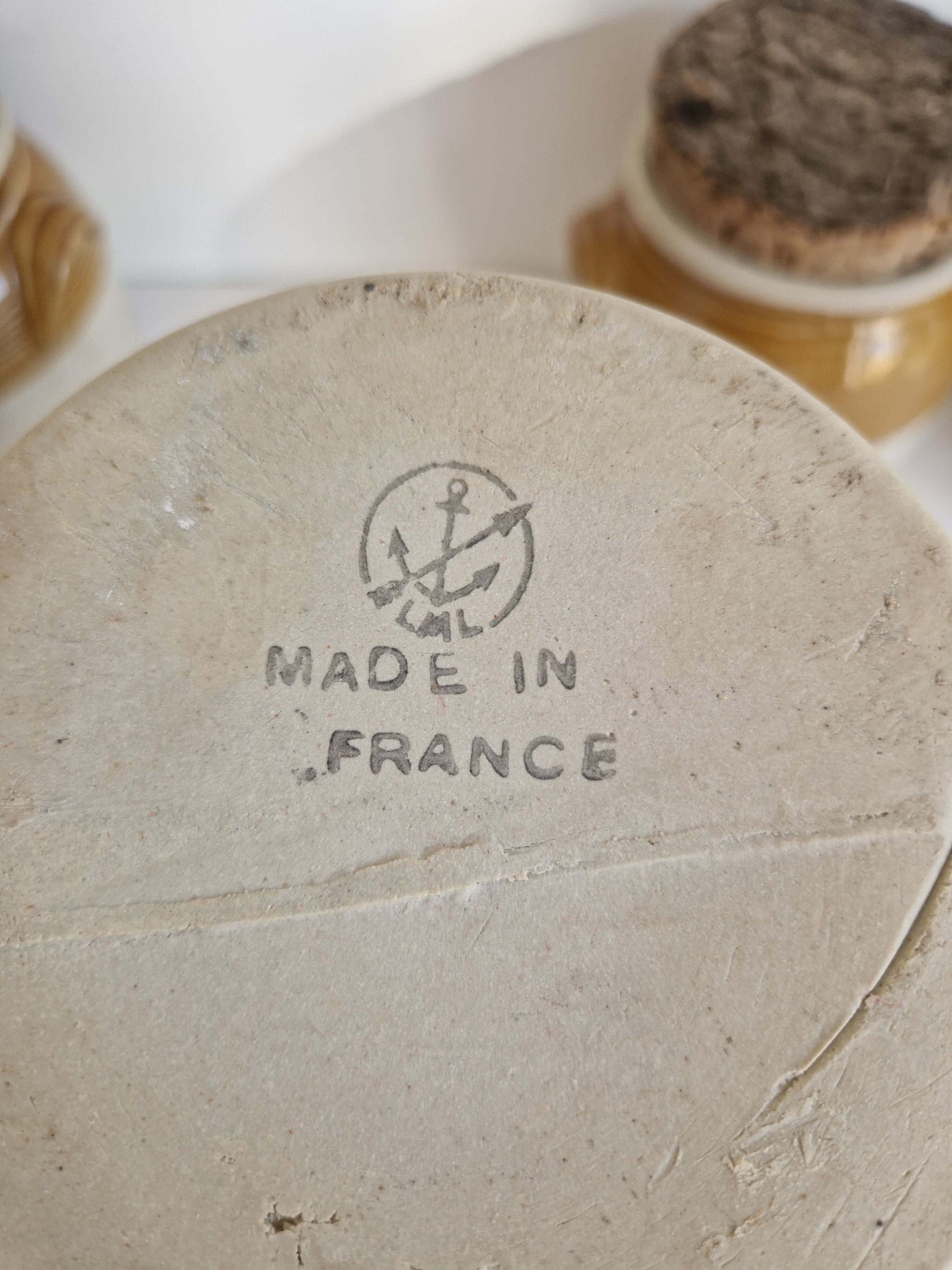 Series of 5 condiment pots