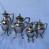 Coffee and tea service