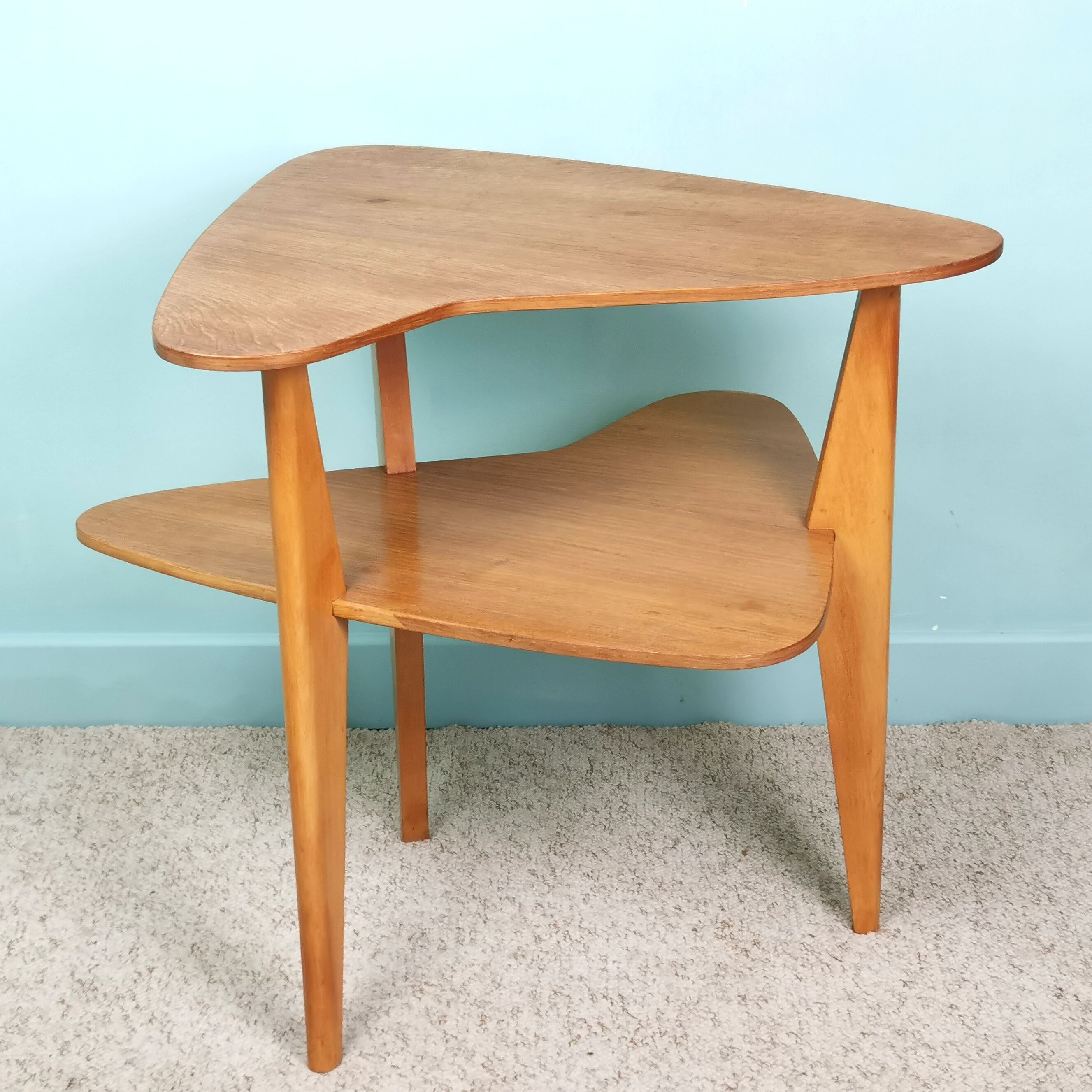 Table "boomerang" 60'