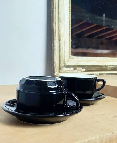 Two Breakfast Mugs APILCO Flora – Black and White