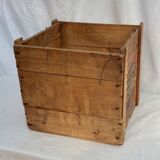 Solid and stable old wooden case