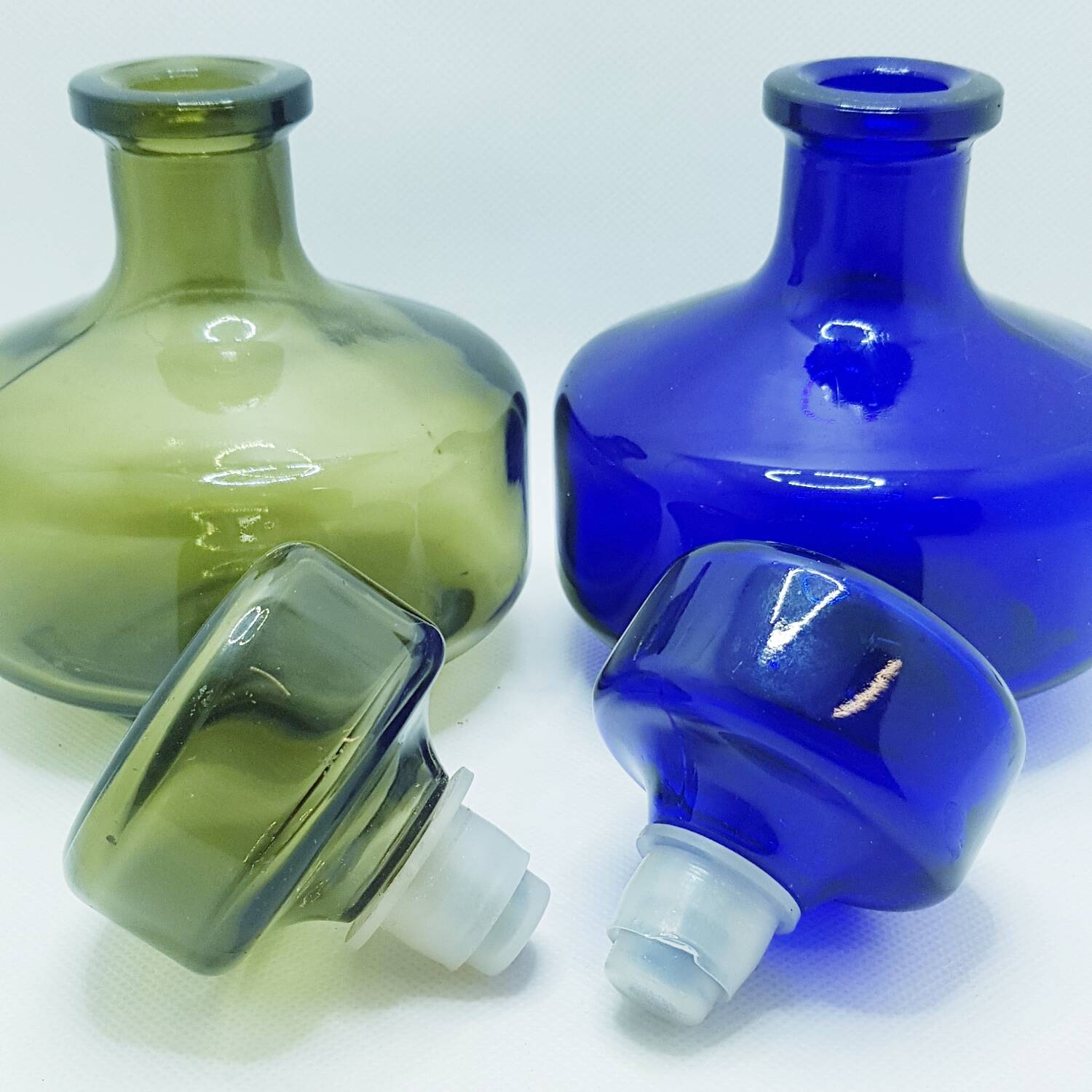 Suite de 2 carafes du milieu du siècle