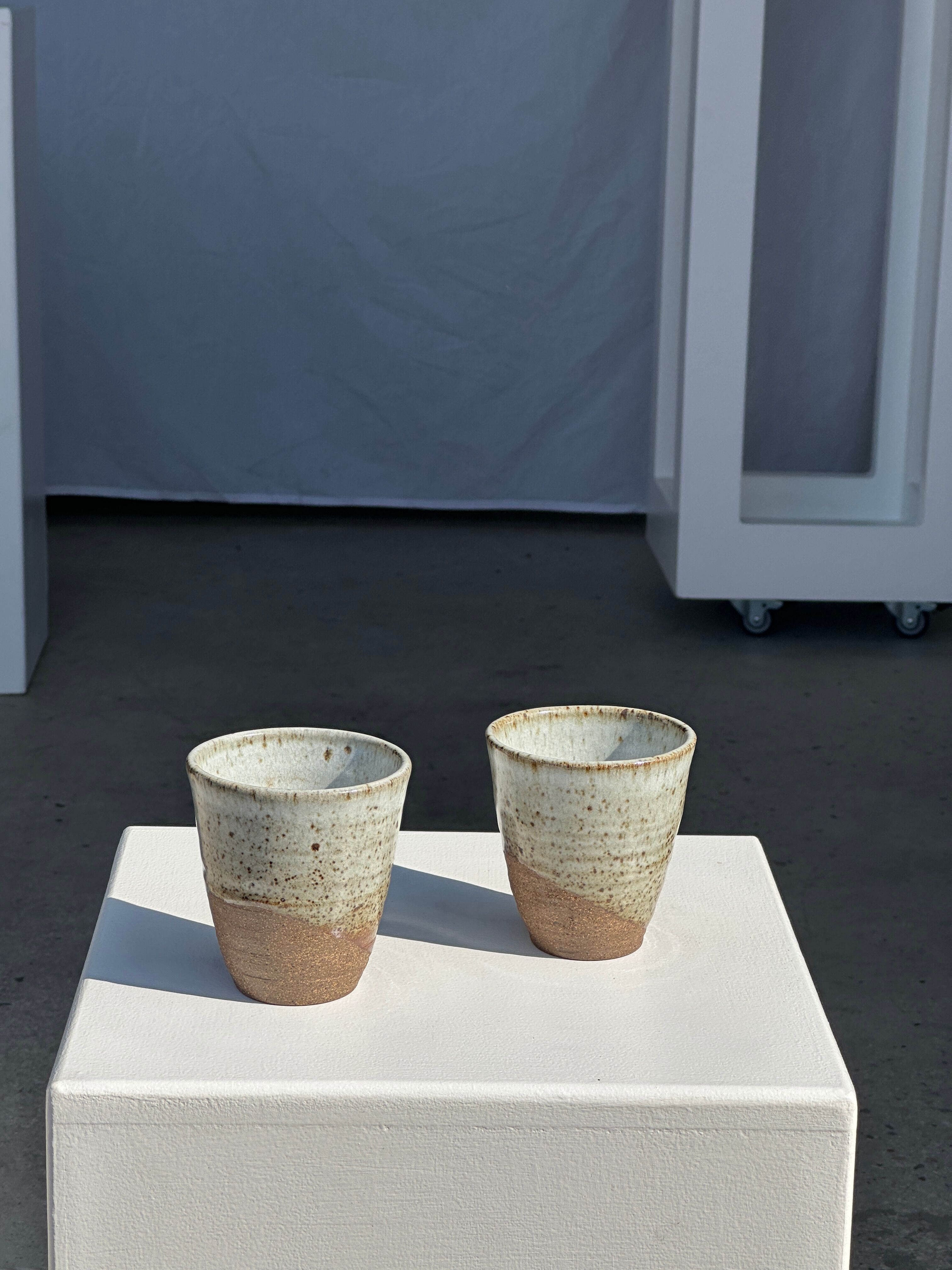 Set of 2 cups in Indonesian ceramic (brown & speckled glazed matte)