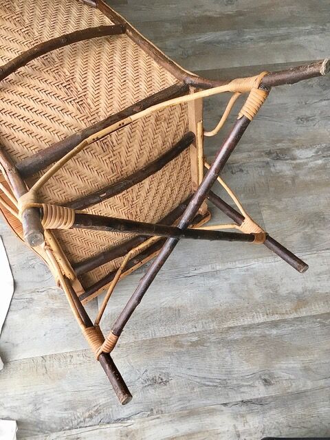 Fauteuil en rotin d'époque