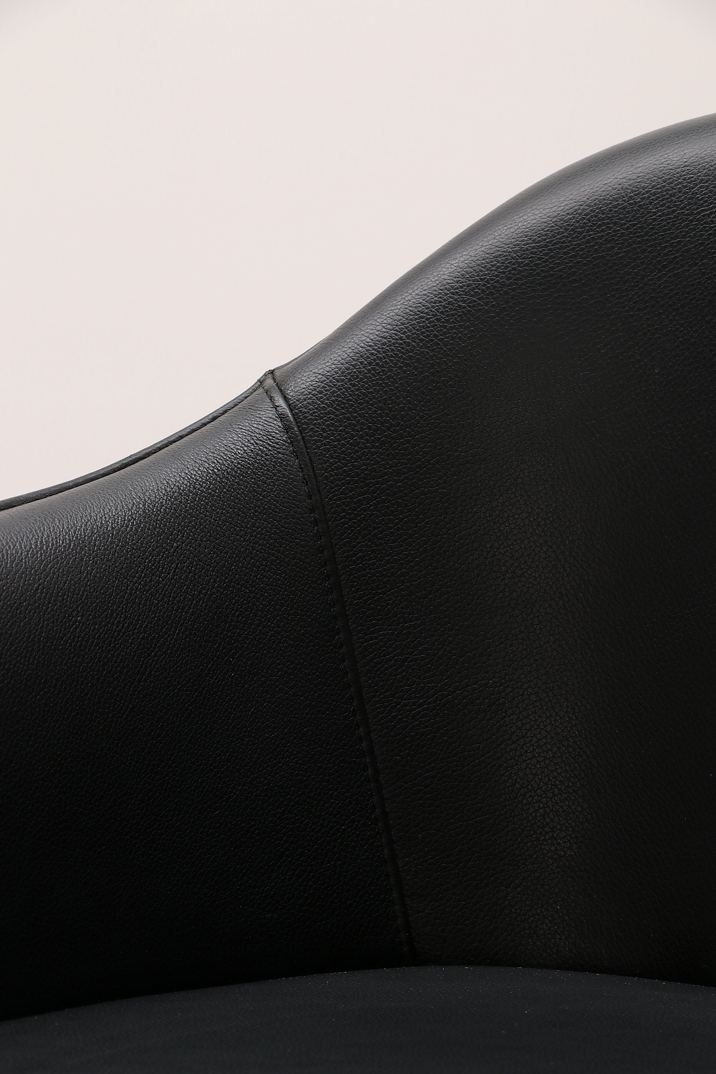 Vitra softshell office chair design by Ronan & Erwan Bouroullec.