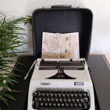 Machine à écrire portable vintage fonctionnelle Erika, ruban neuf