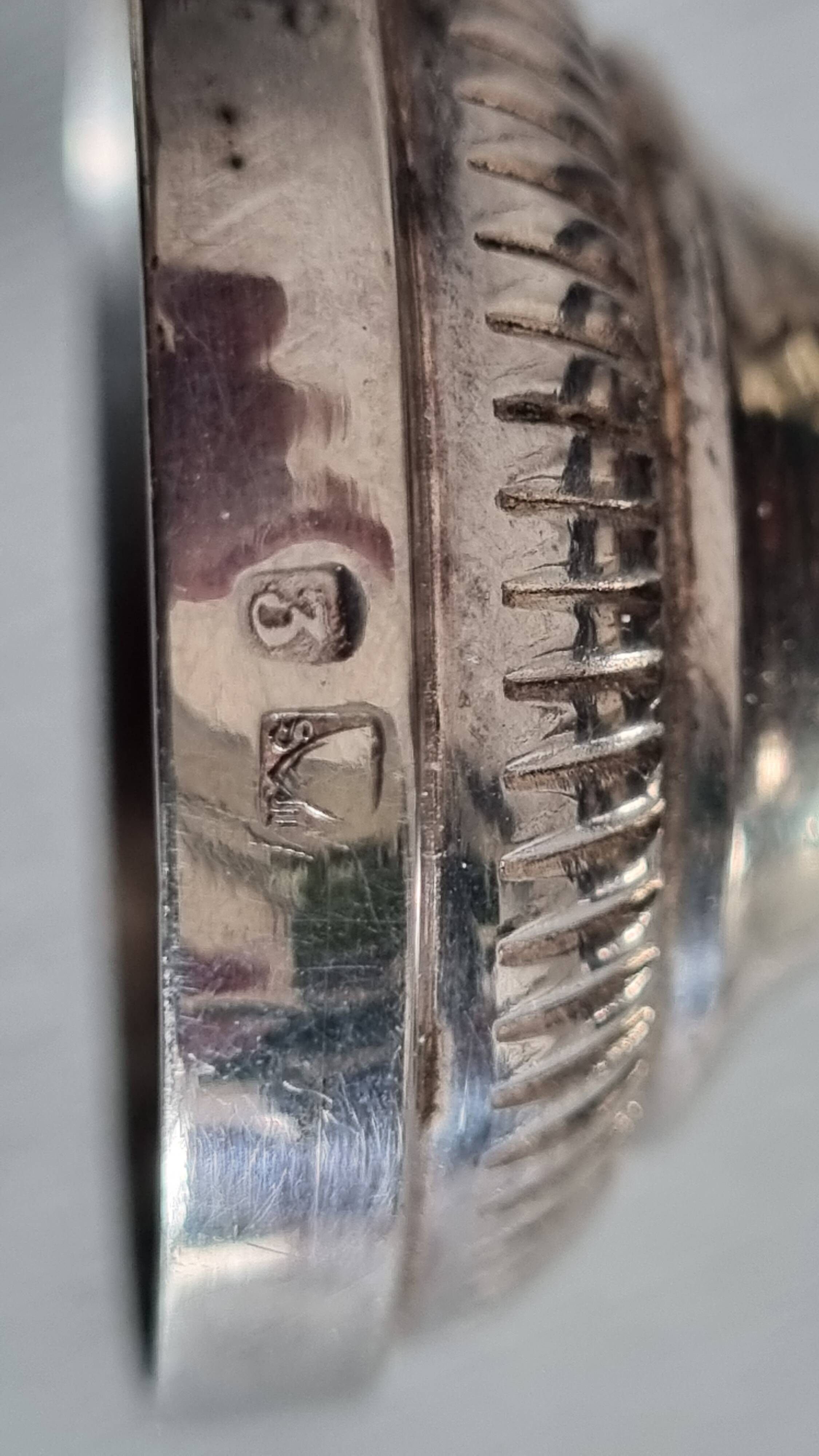 Silver metal salt and pepper shakers
