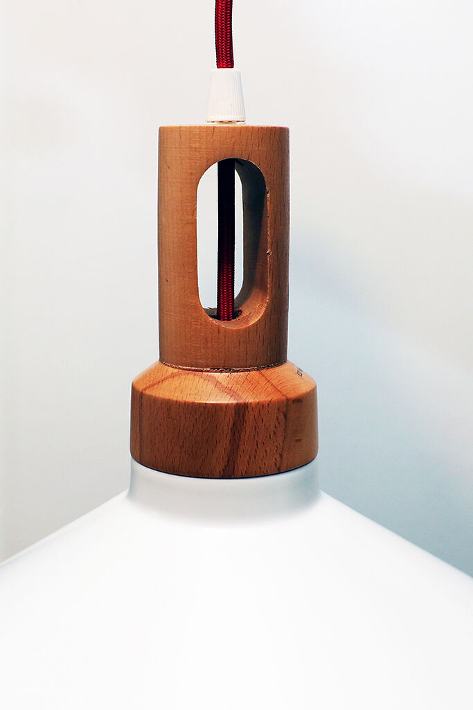 Hanging Ozcanay Dinlatma, contemporary in white metal and wood. Very good condition.