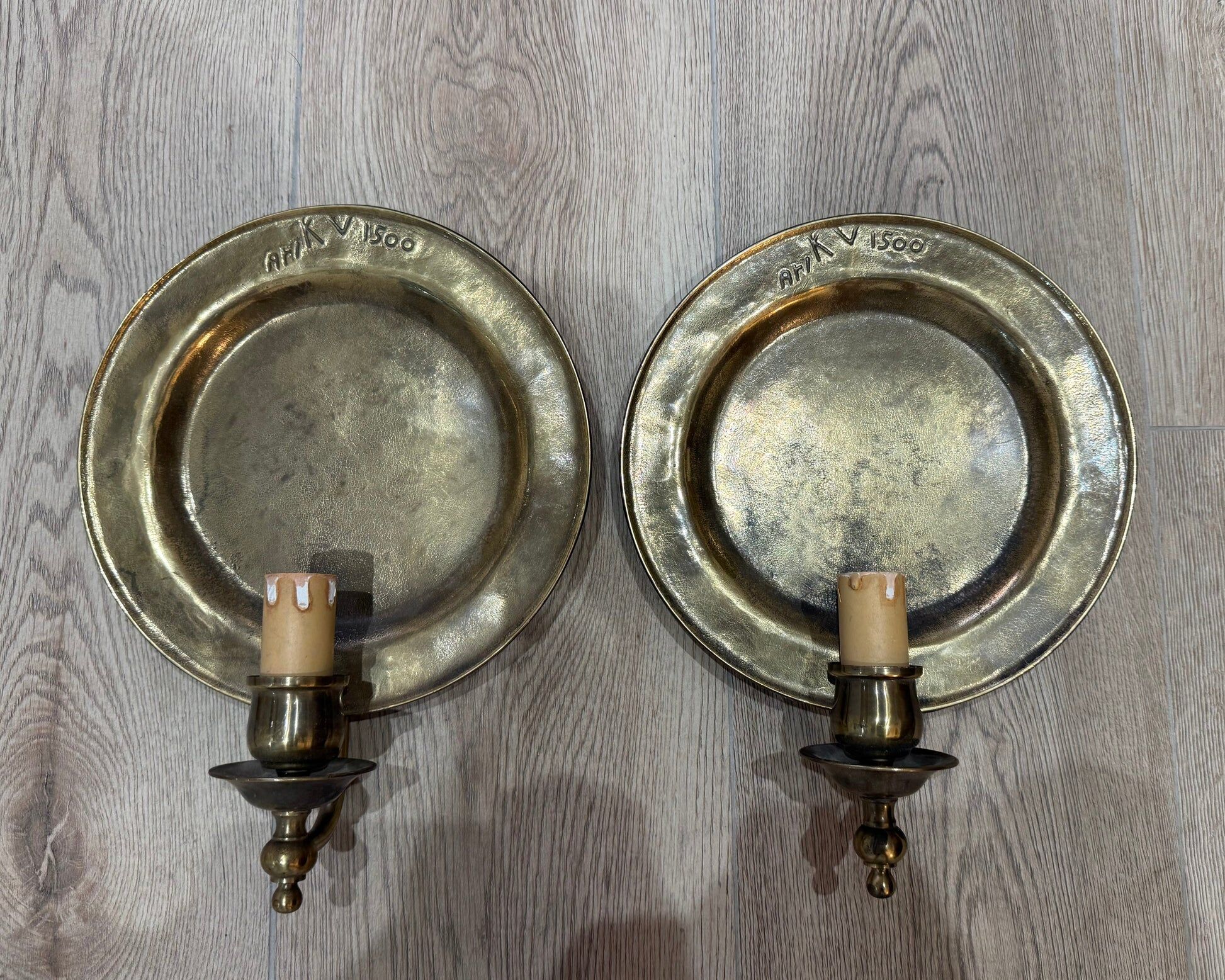 Set of 2 vintage wall sconces Ari KV 1500 – patinated bronze – Ø 25 cm