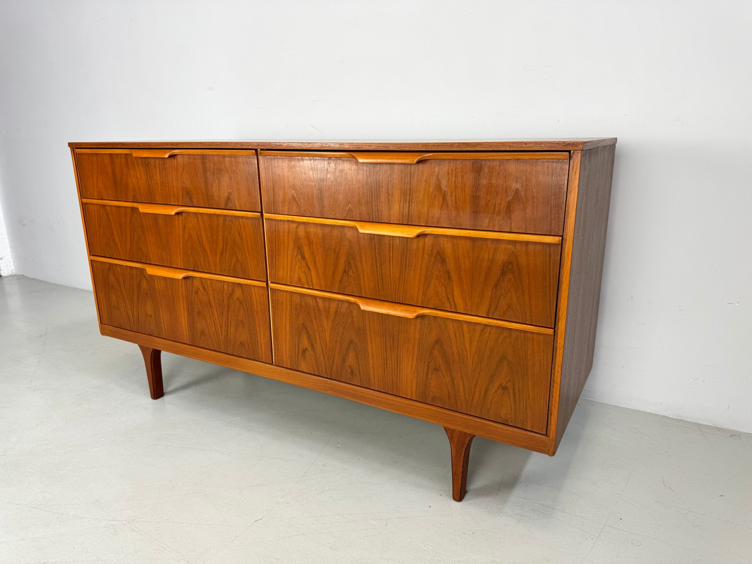 Vintage Austinsuite sideboard.