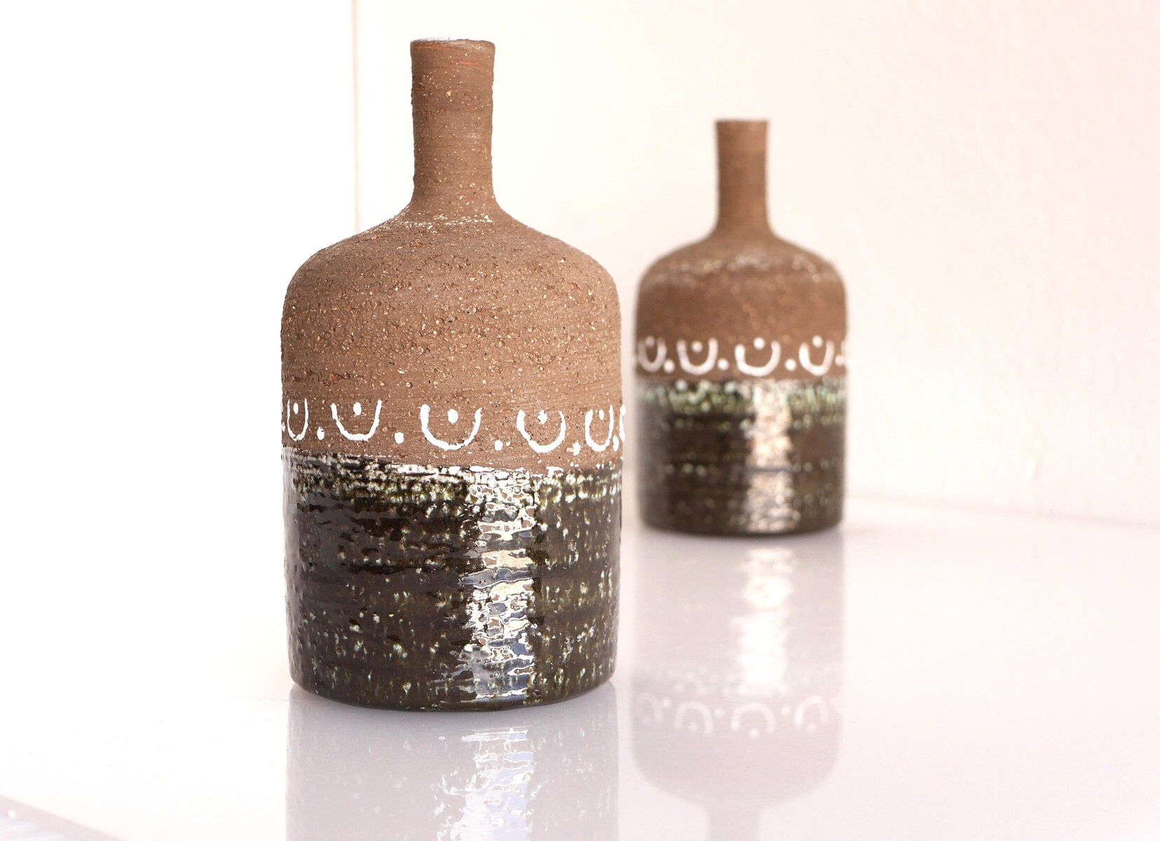 Scandinavian mid-century modern brutalist pottery vases by Hellström for Nittsjö, Sweden, set of 2