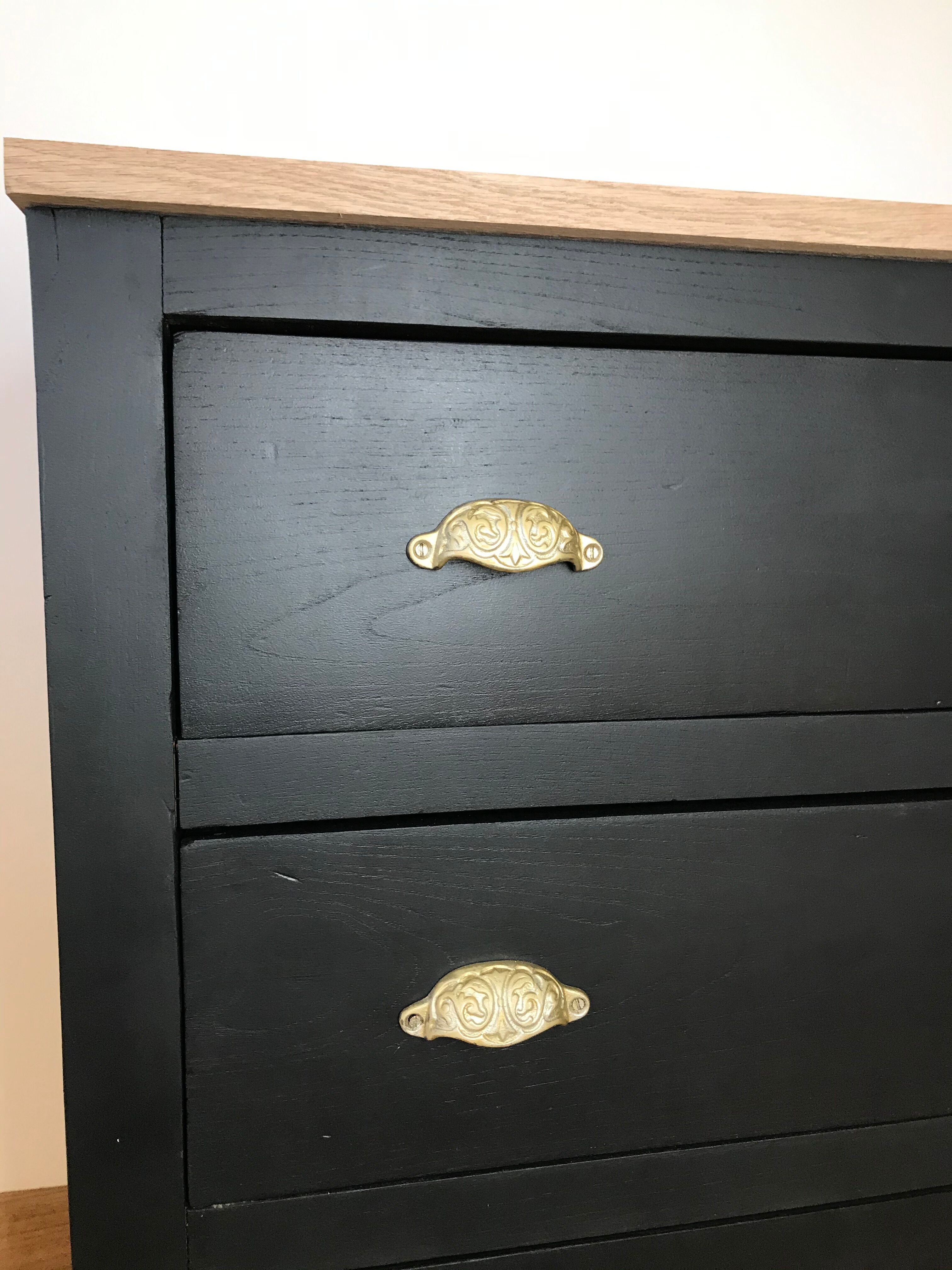 Vintage chest of drawers