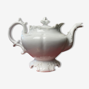 Théière en porcelaine blanche xix