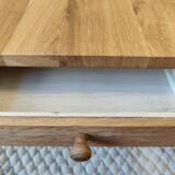 Farmhouse coffee table in oak