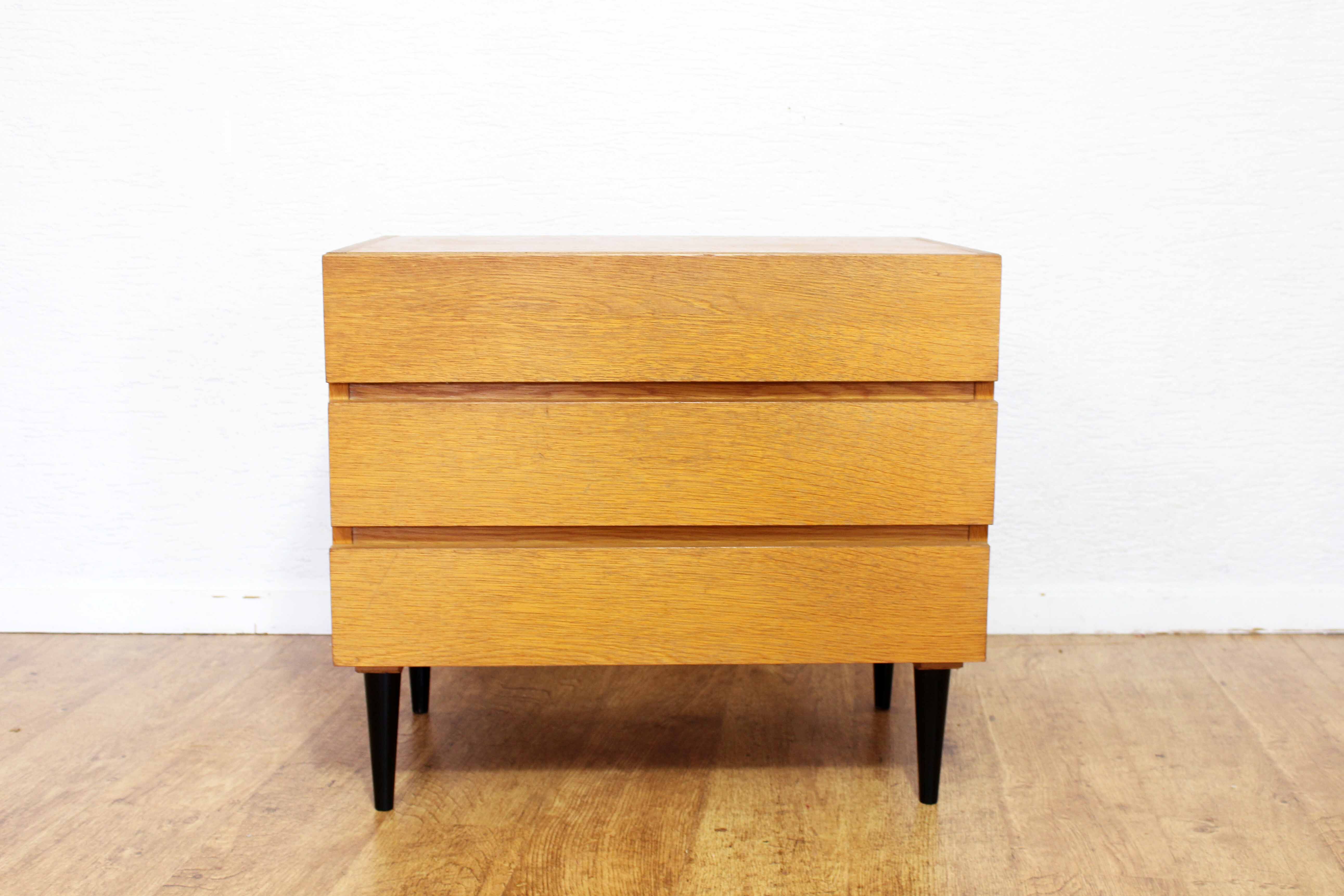 Vintage storage unit