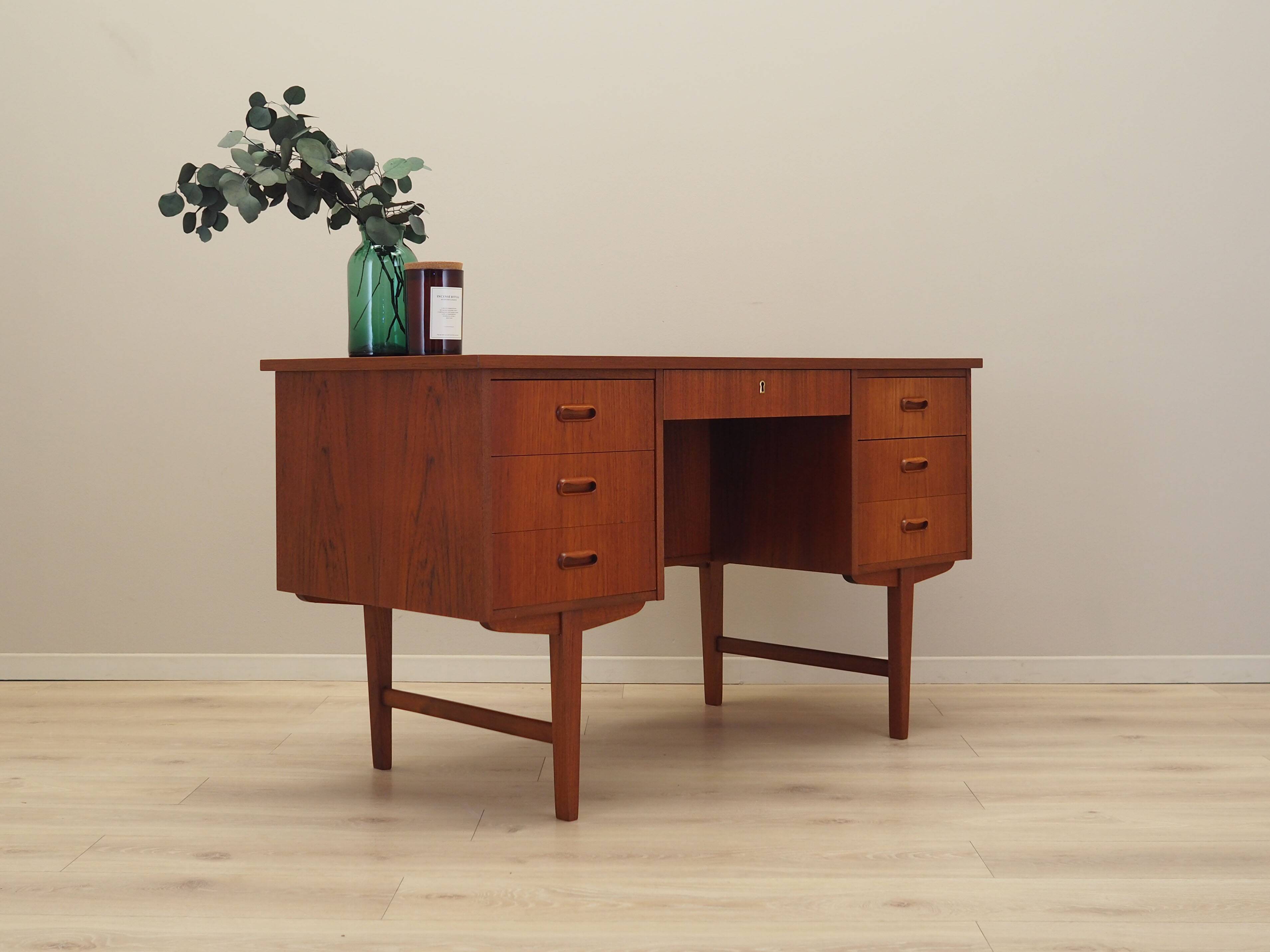 Teak desk, Danish design, 1970s, production: Denmark