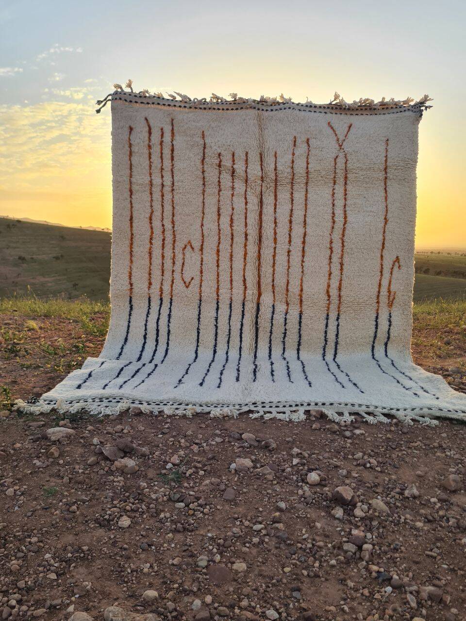 Handmade wool Berber rug 300X200 cm