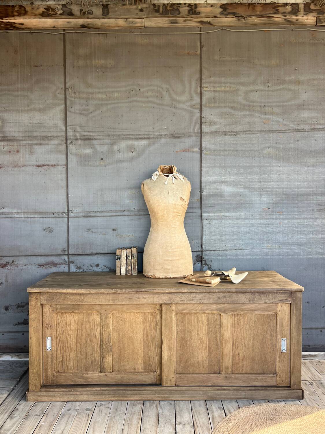 Low cabinet with sliding doors