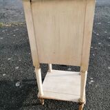 Table chevet relookée shabby