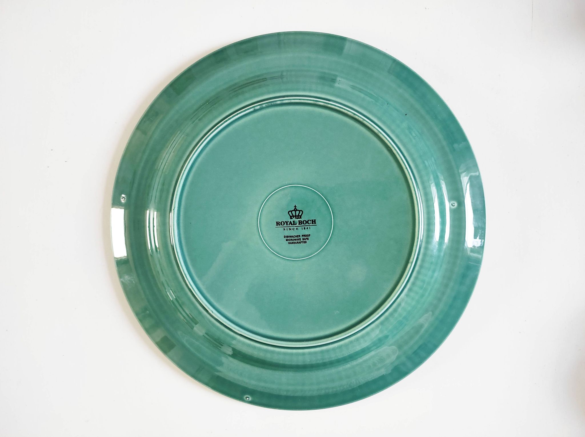 Plat en faïence Royal Boch vert 31 cm