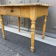 Farm table in natural wood fir 1900 brewery