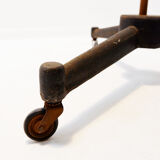 Industrial articulated floor lamp