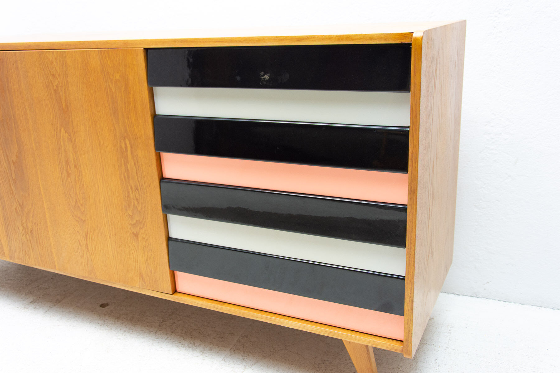 Mid Century U-460 sideboard by Jiří Jiroutek for Interiér Praha