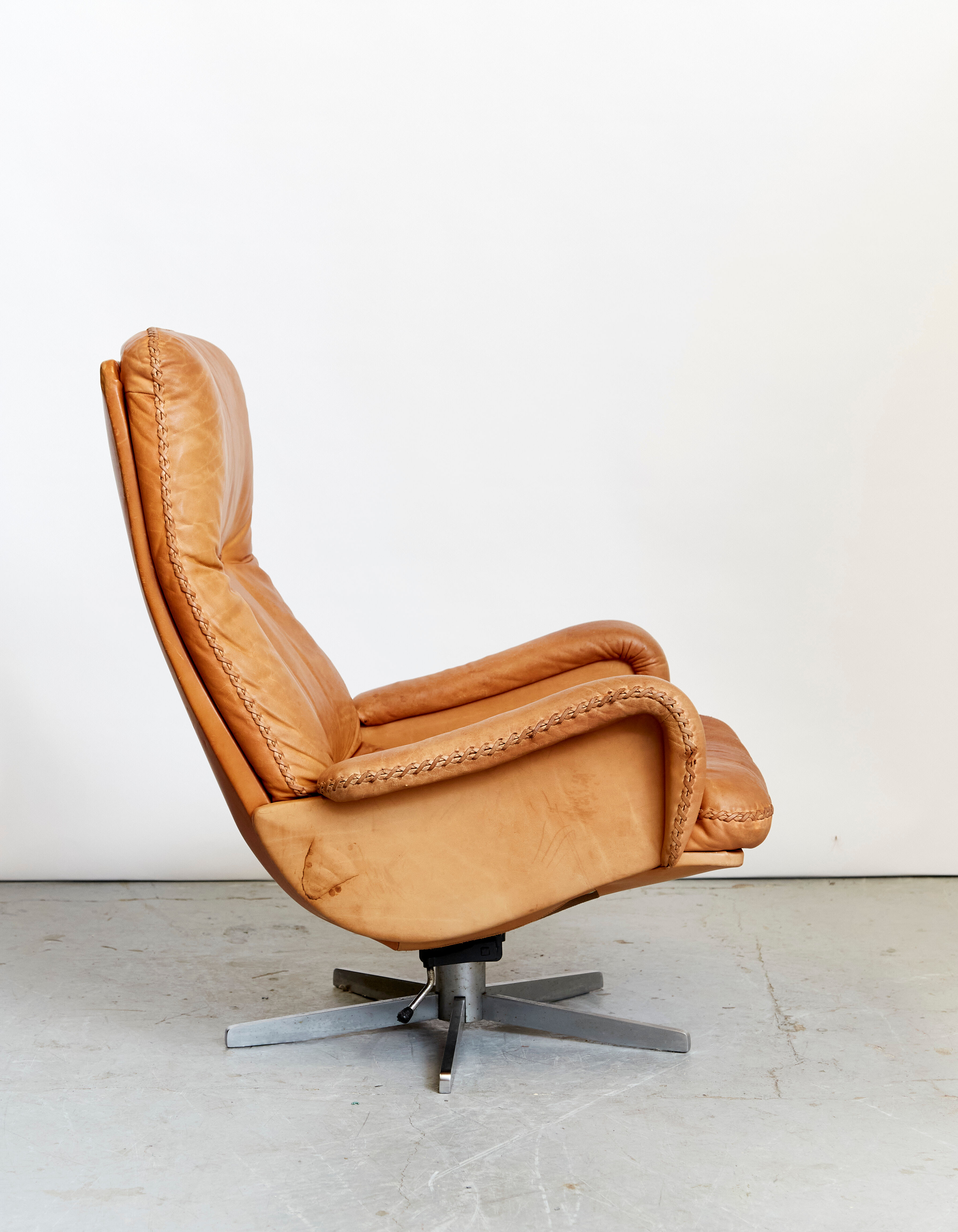 Fauteuil pivotant De Sede S231 « James Bond »