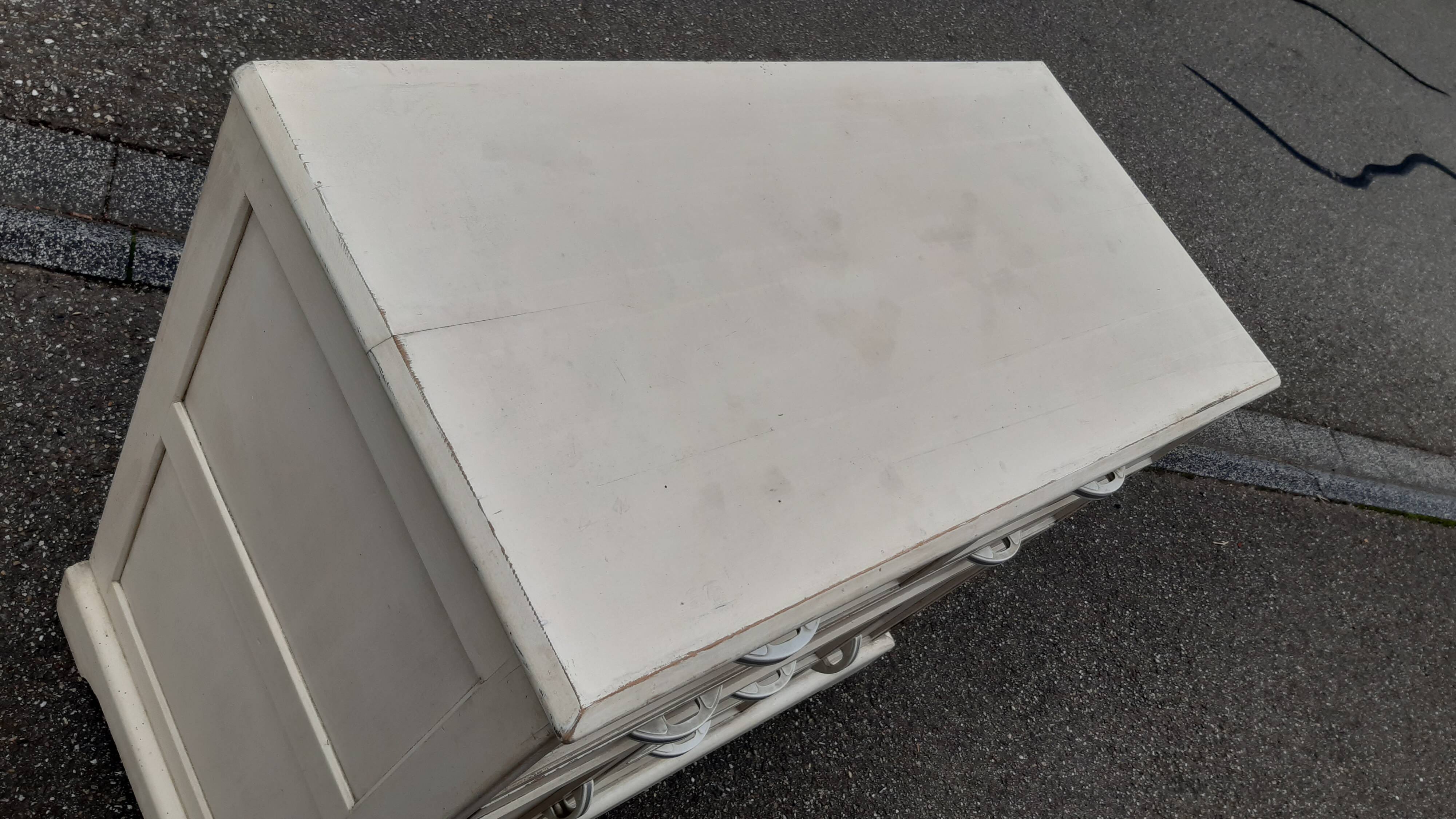 Commercial furniture with drawers